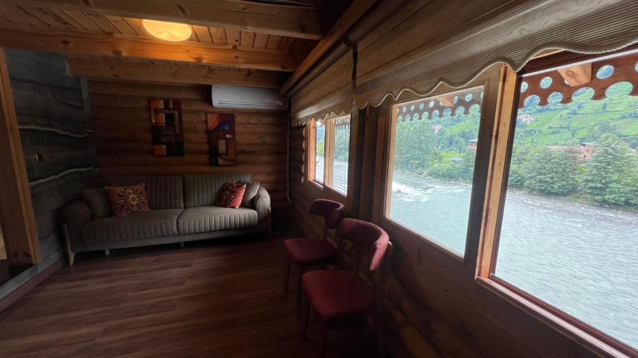 مبيت وإفطار أرديسن Heaven Vip Wooden Palace المظهر الخارجي الصورة